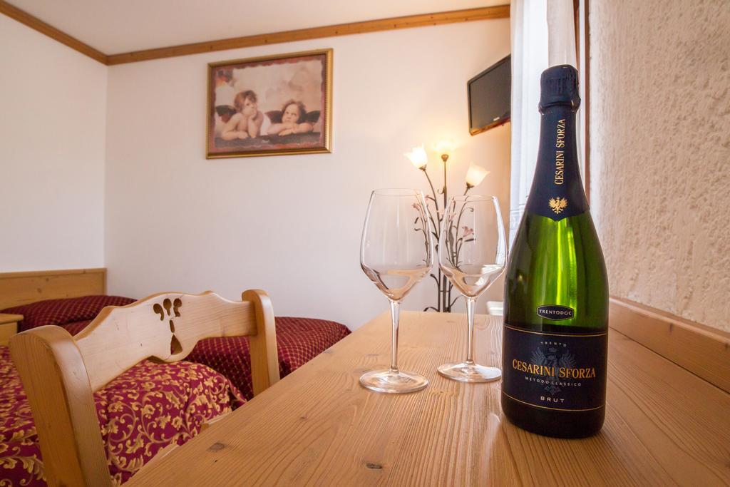 Villa Elena B&B Hotel Сан-Мартино-ди-Кастроцца Экстерьер фото