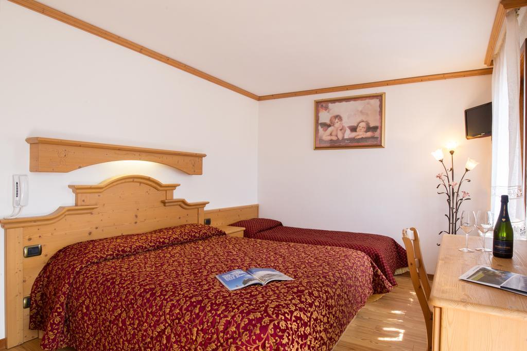 Villa Elena B&B Hotel Сан-Мартино-ди-Кастроцца Экстерьер фото