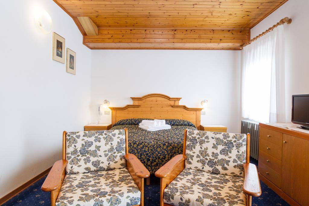 Villa Elena B&B Hotel Сан-Мартино-ди-Кастроцца Экстерьер фото