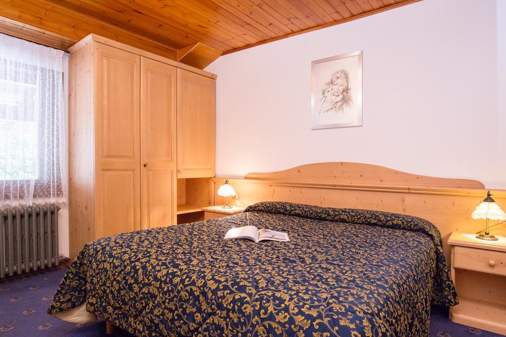 Villa Elena B&B Hotel Сан-Мартино-ди-Кастроцца Экстерьер фото