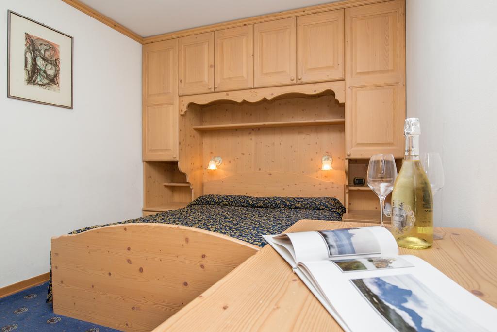 Villa Elena B&B Hotel Сан-Мартино-ди-Кастроцца Экстерьер фото