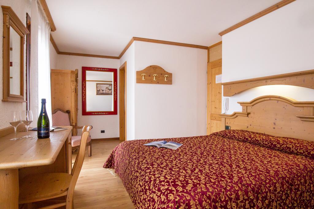 Villa Elena B&B Hotel Сан-Мартино-ди-Кастроцца Экстерьер фото