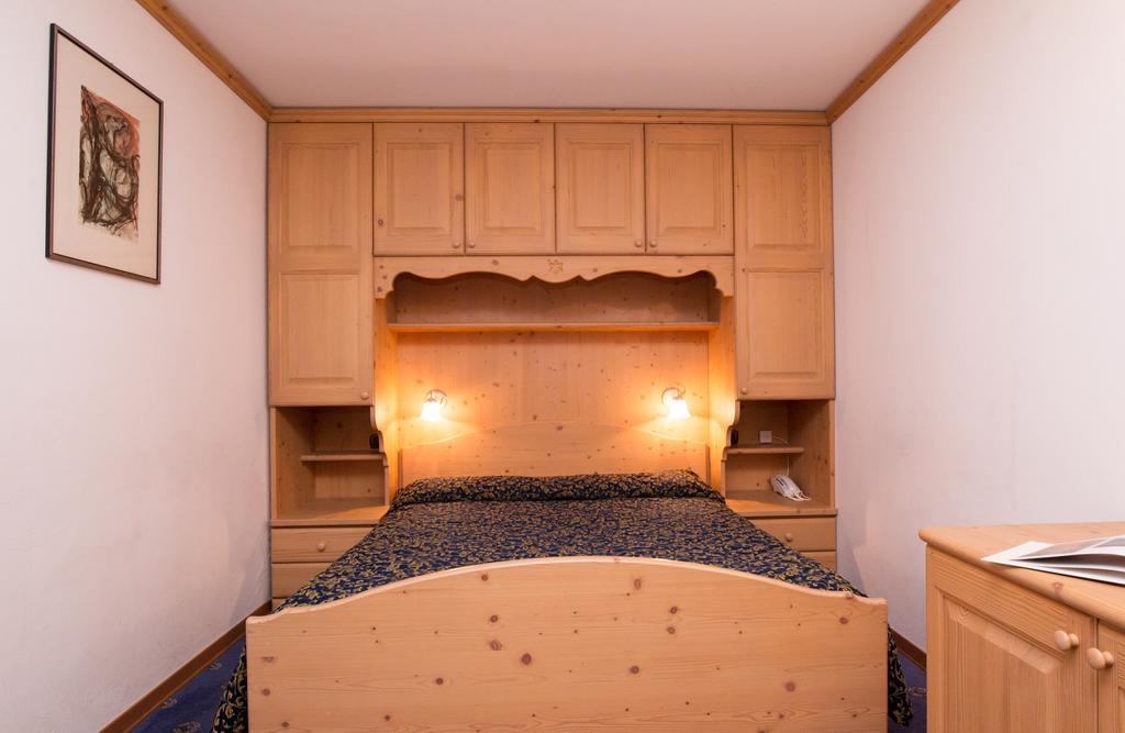 Villa Elena B&B Hotel Сан-Мартино-ди-Кастроцца Экстерьер фото